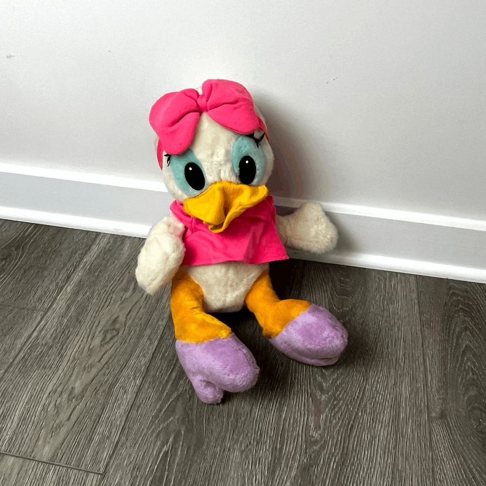 Vintage Walt Disney Daisy Plush Sun and Start 80's Tag Japan
